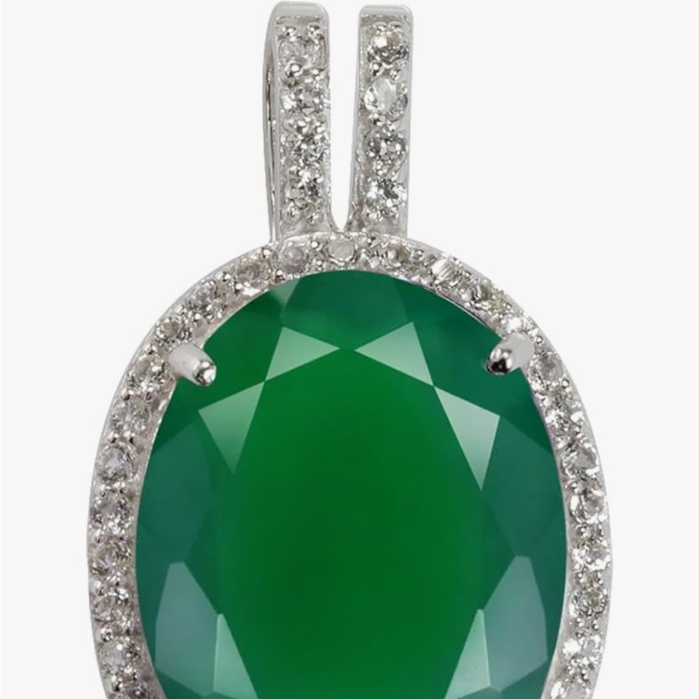 Natural Emerald green stone pendant nice size and weight green agate